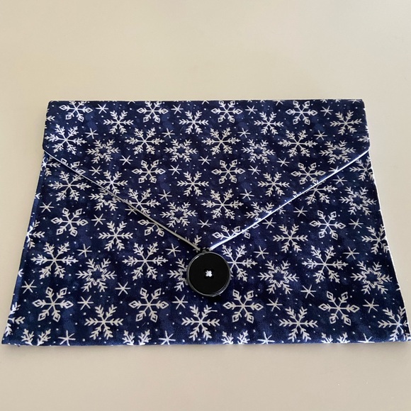 Handbags - CUTE SNOWFLAKE PATTERN ENVELOPE POUCH